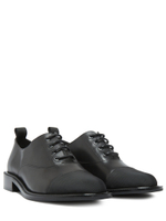 Женские комбинированные туфли чёрные со шнурками