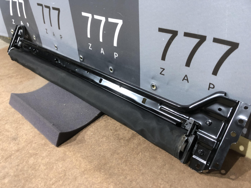 Шторка панорамного люка Hyundai Santa Fe 4 (TM) 18-21 Б/У Оригинал 81670S1010