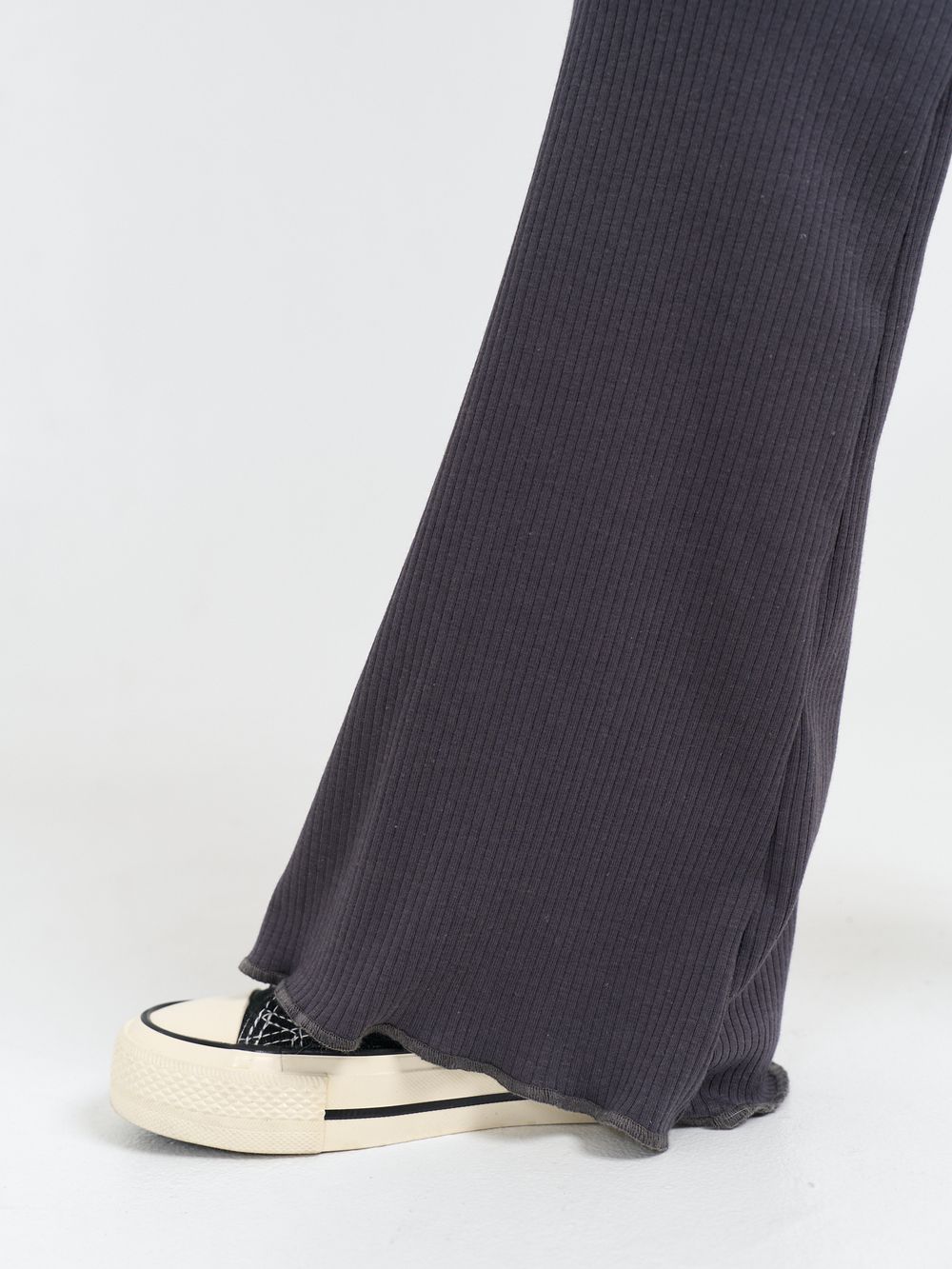 Брюки клеш "Графит" в рубчик