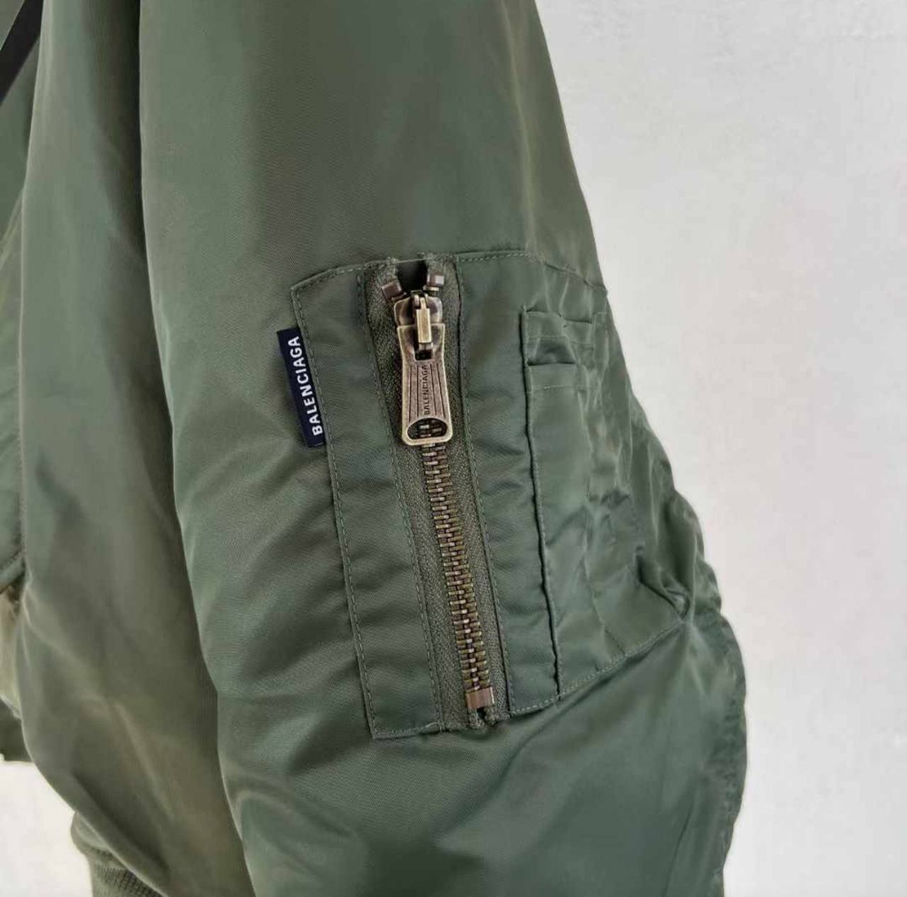 Бомбер Balenciaga