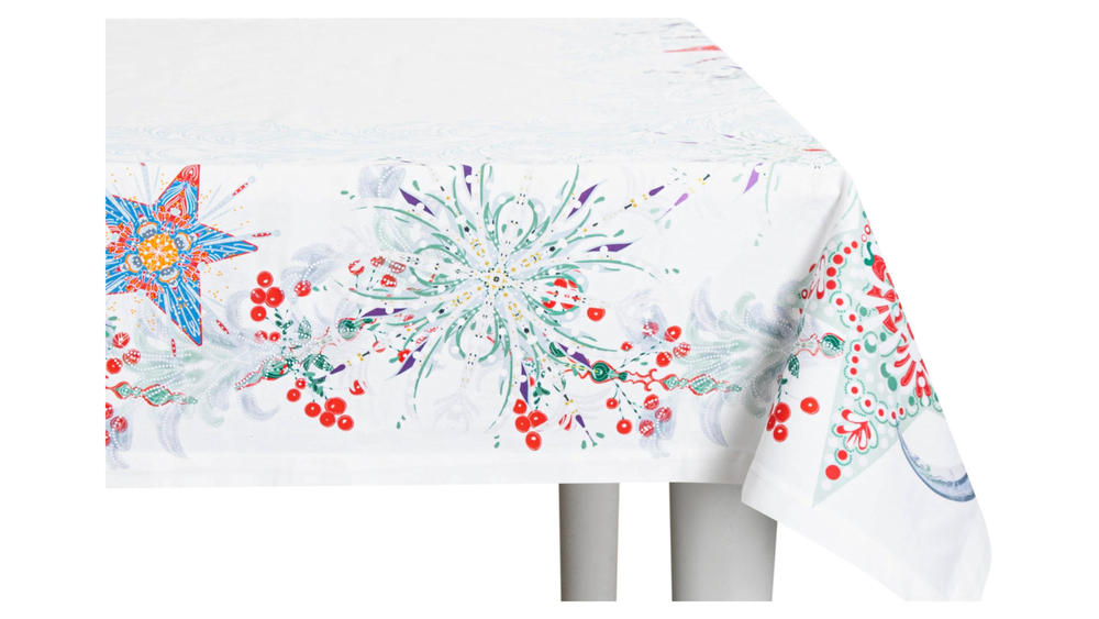 Скатерть 168х450см Mix&Match Home Счастливая звезда белая с принтом