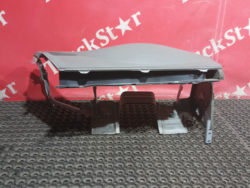 Панель торпедо левая 2019г