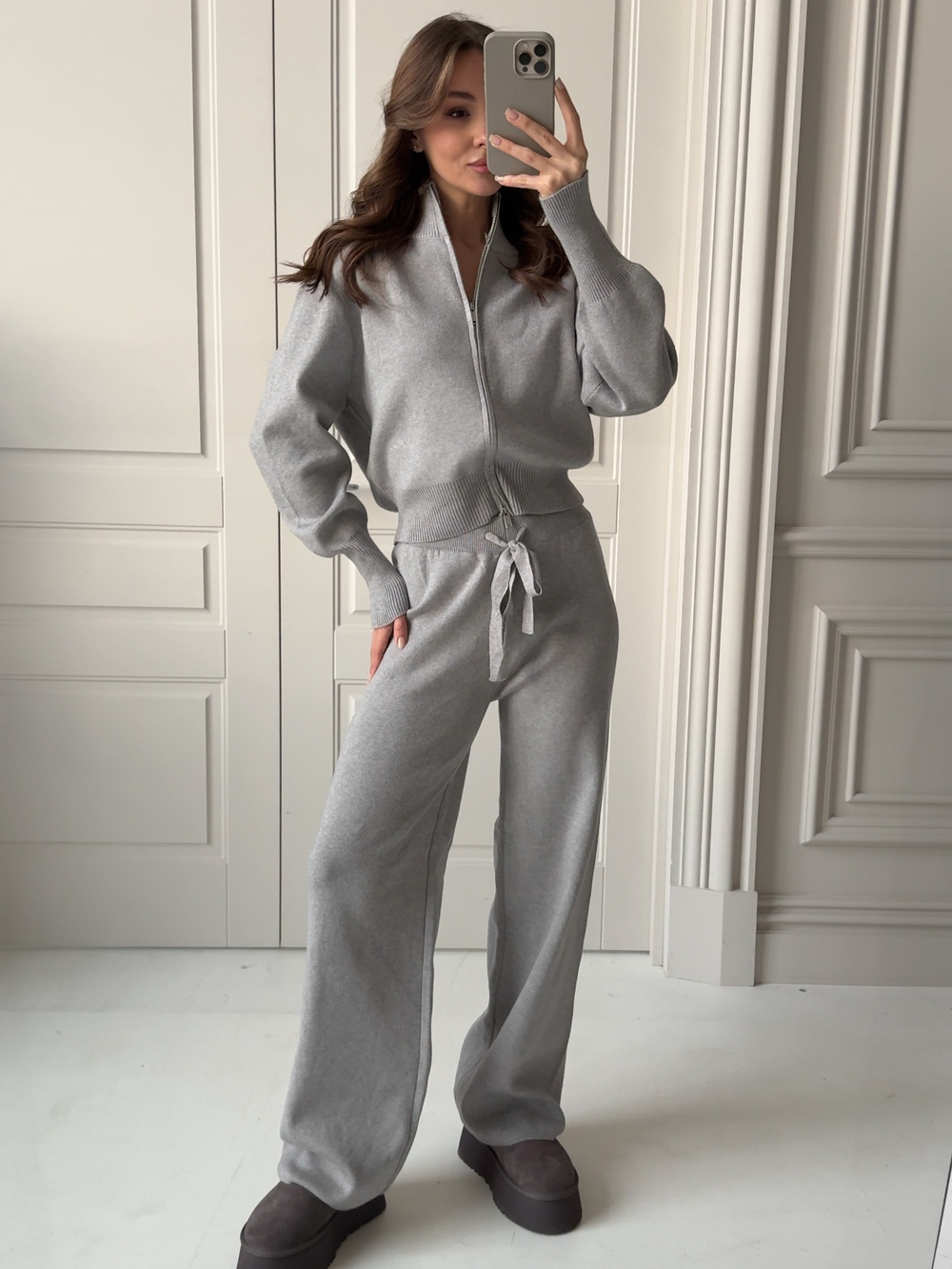 Комплект вязаный, кардиган на молнии и брюки на завязке