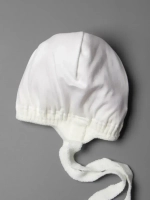 Шапка для девочки на осень с манишкой