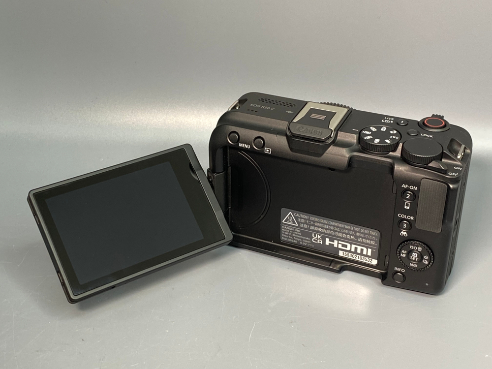 Canon EOS R50 V Kit 14-30mm + SmallRig