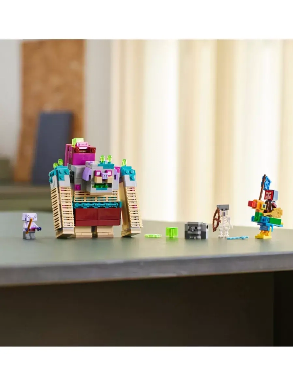 Лего 21257 Столкновение с Пожирателем Lego Minecraft