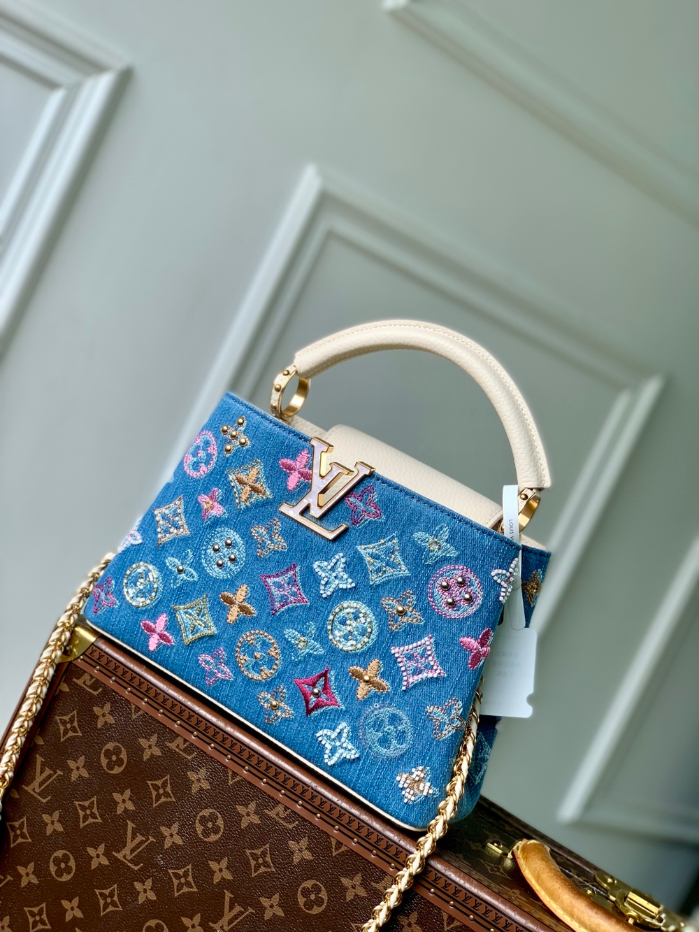 Louis Vuitton Capucines BB