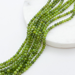 Серпентин граненый, диаметр 2,8-2,9 мм, цена за нить 38 см