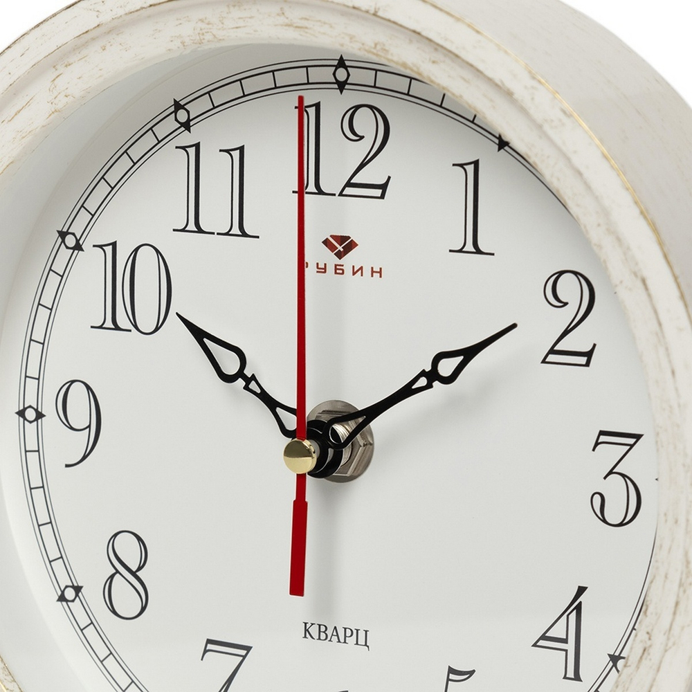 Часы-будильник настольные Рубин 1916-002