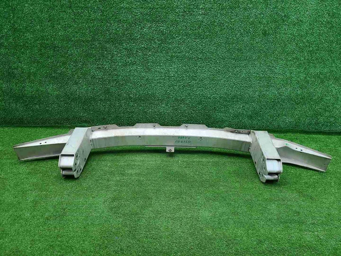 Усилитель передний BMW 3er G20 (2018-н.в.)