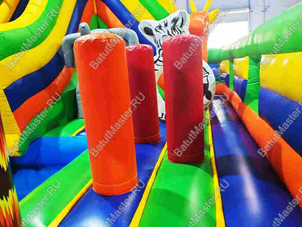 Надувной водный батут с бассейном «Туземец» размер 6,5*6*5 м