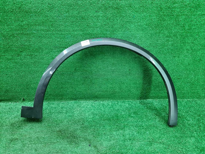 Расширитель передний правый Lixiang L9 (2022-н.в.)