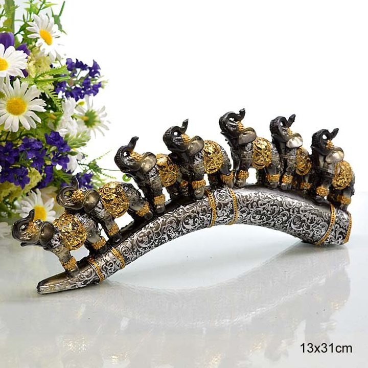 Статуэтка 7 Слонов на бивне цвет серебристый черный с золотистым узором 30 см