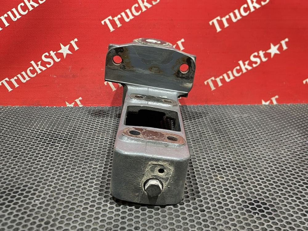 Кронштейн глушителя 2021г.