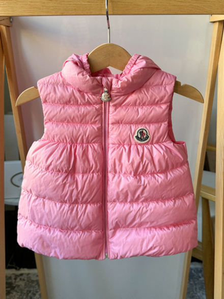 Пуховый жилет Moncler, 92