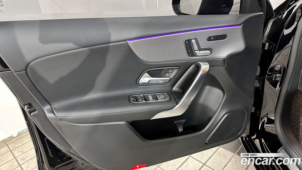 Mercedes-Benz A-Class W177 A220 Hatchback (05.2021)