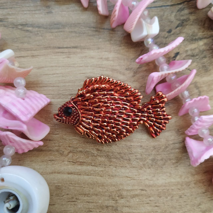 Брошь Рыбка красная эмаль цветная металл золотистый