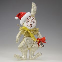 Ёлочная игрушка Кролик с колокольчиком