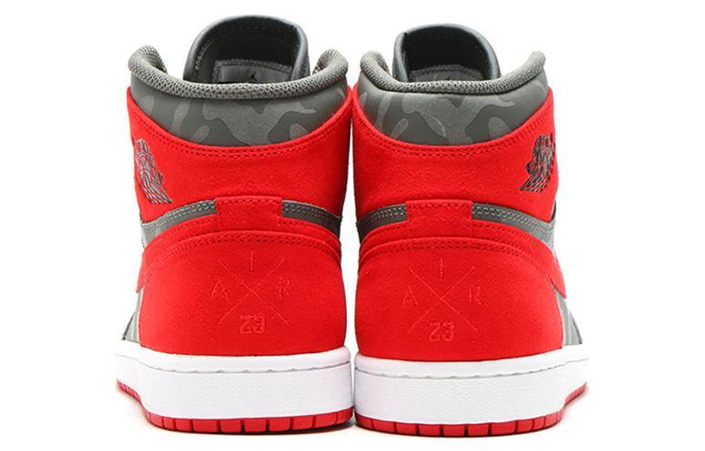 Кроссовки Jordan Air Jordan 1 Retro High Camo 3M Bred