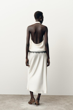 ZARA АТЛАСНЫЙ ТОП С КРУЖЕВОМ И ГОРЛОВИНОЙ ХАЛТЕР, ЭКРЮ