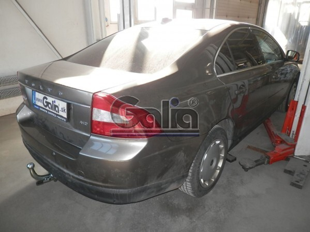 Фаркоп оцинкованный Galia V079C для Volvo S80 2006-2010, Volvo V70 2007-2016(паспорт и сертификат в комплекте)(без электрики)