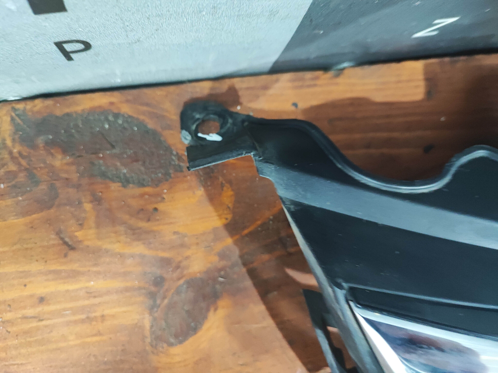 Решетка радиатора Haval H5 20-21 Б/У Оригинал 2803321XK80XC