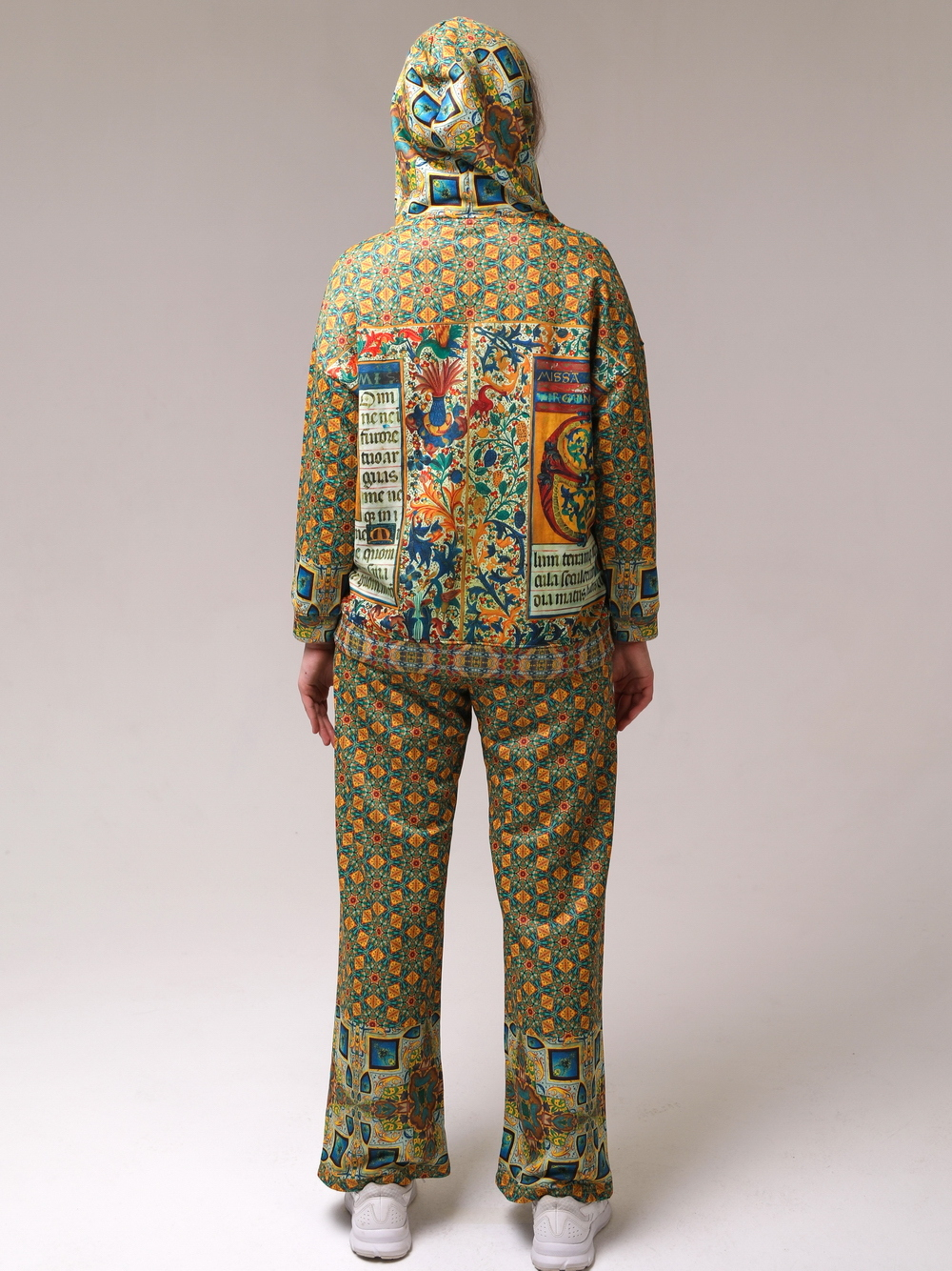 Комплект (зип худи и брюки), по мотивам иллюстраций из Испанского Часослова начала 16 века