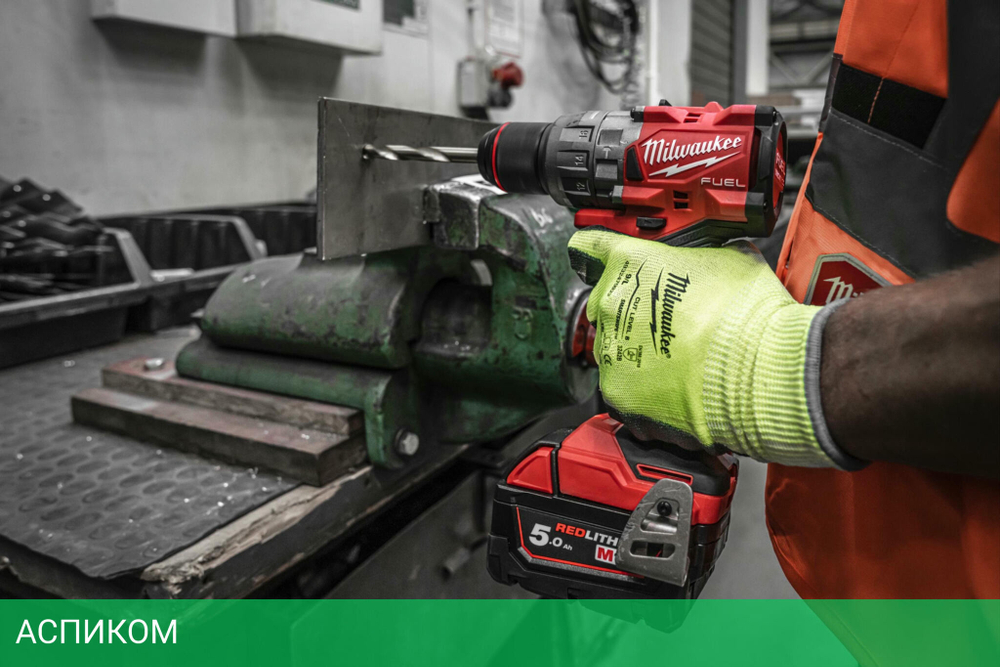 Дрель-шуруповёрт Milwaukee M18 FPD3-402C (4933492473)
