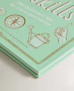 The Handbook of Forgotten Skills. Детская книга полезных навыков (на английском языке)