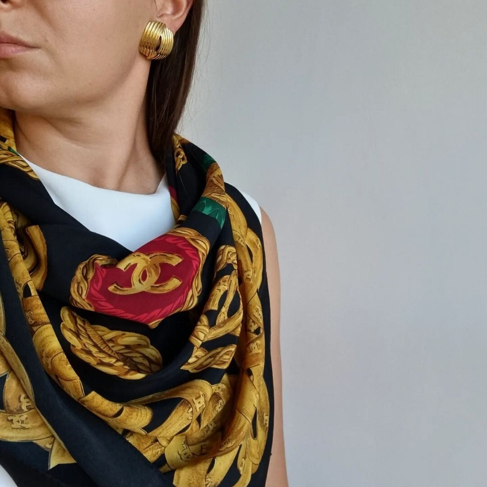 Платок Chanel
