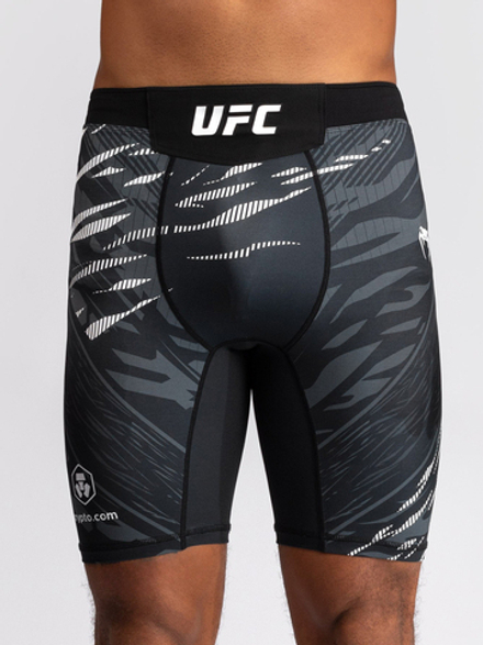 Компрессионные шорты UFC Fusion by Venum Authentic Fight Night Black