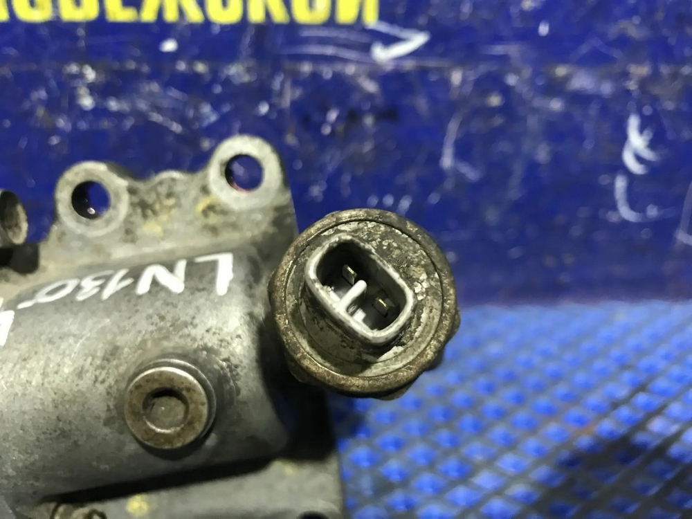 Актуатор переднего редуктора TOYOTA HILUX SURF 1992