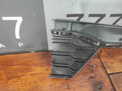 Накладка ПТФ правая Skoda Rapid 1 17-20 Б/У Оригинал 5JA807682B