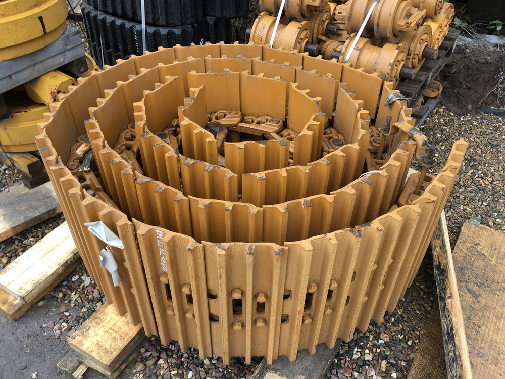 Гусеница Komatsu PC300 BERCO(Италия)48 звеньев 600мм