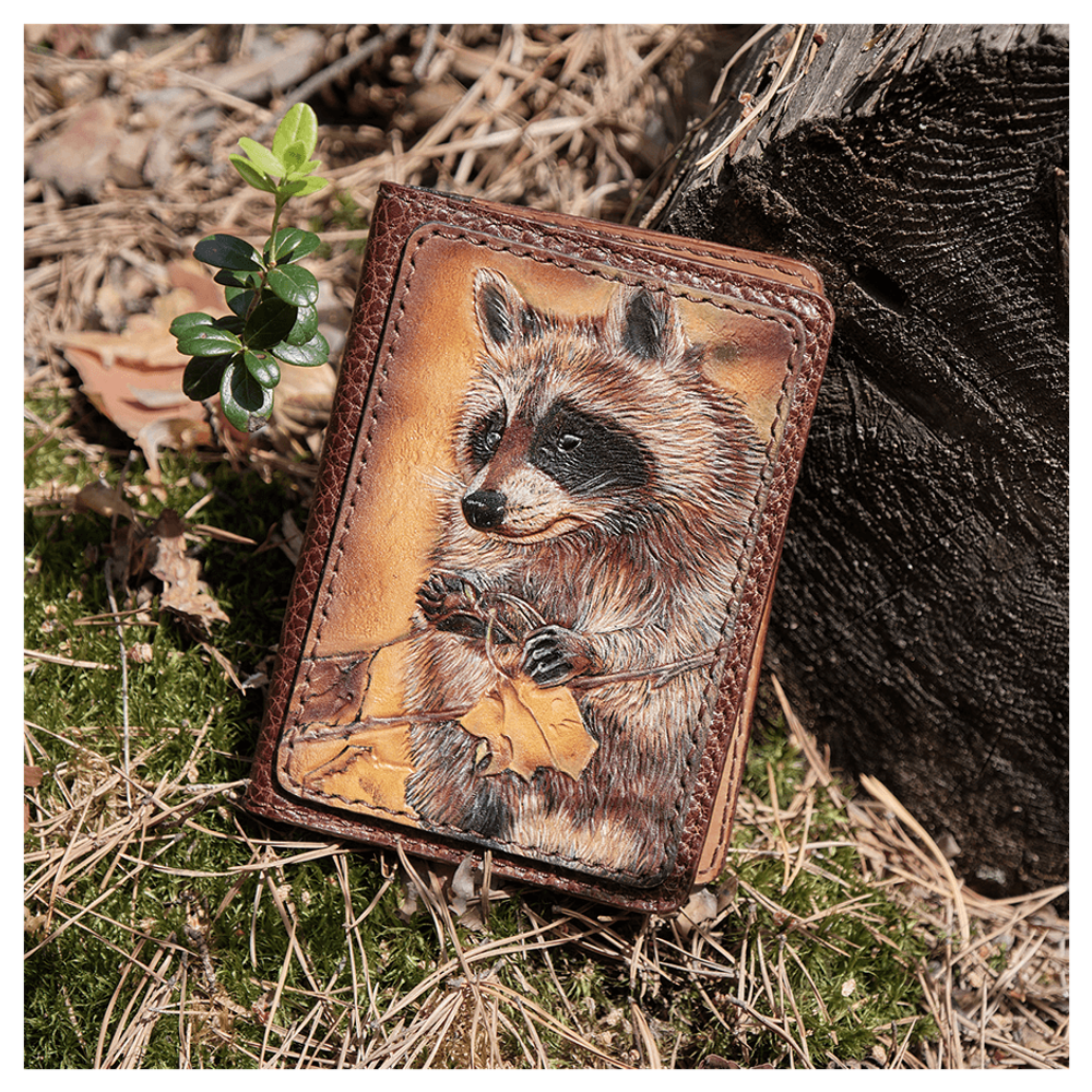 Кожаная обложка на паспорт «Енотик»