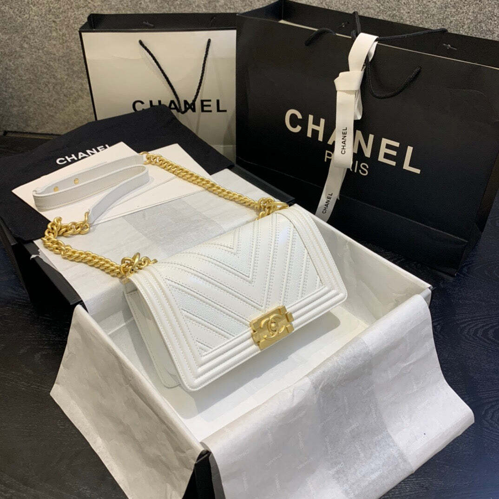 Chanel Boy 25 cm