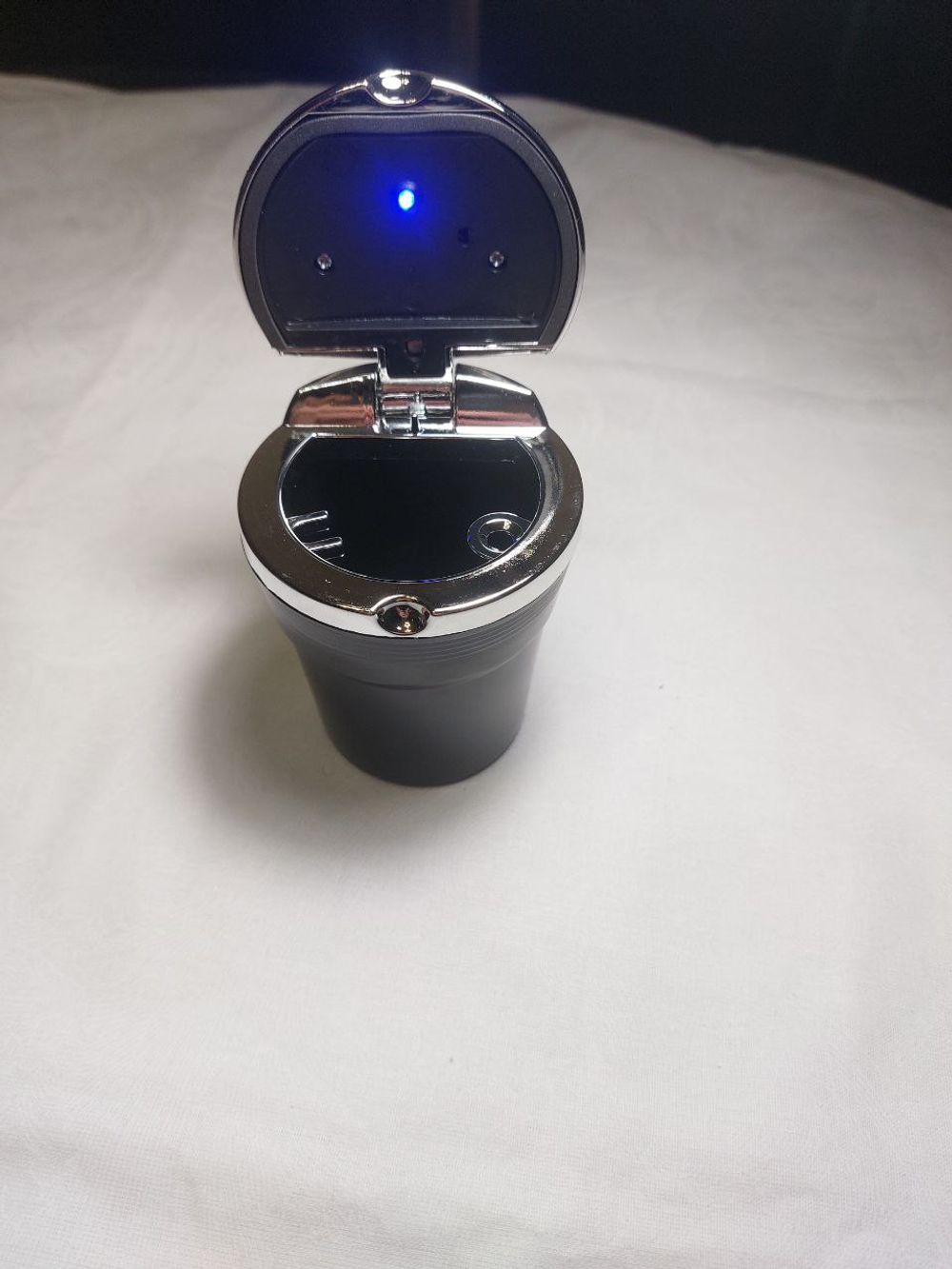 Пепельница автомобильная бездымная с подсветкой, подстаканник для автомобиля