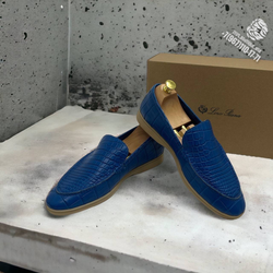 Лоферы Loro Piana из кожи крокодила