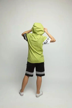 Футболка для мальчика, короткий рукав с капюшоном. д/м Beneti (T) 2732