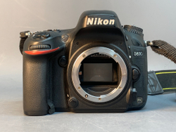 Nikon D610 63000 кадров