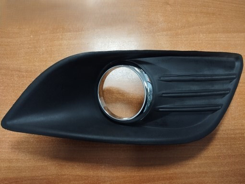 *Решетка ПТФ Ford Focus II правая / Norden FD24R200R