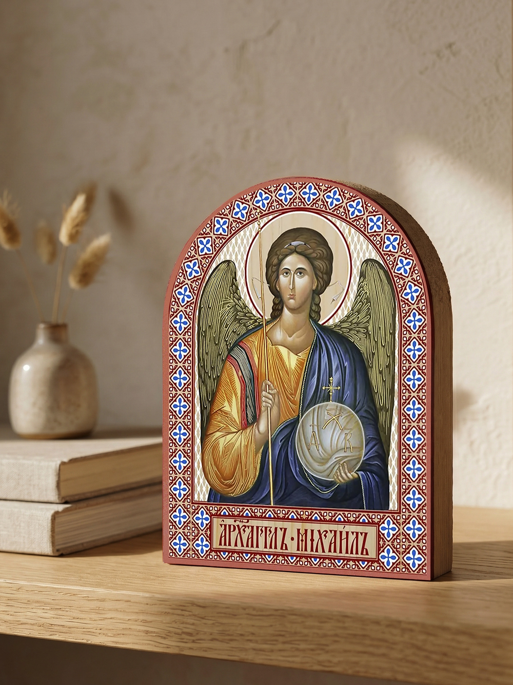Икона аркой Архангел Михаил (поясной) на дереве: 95 х 120 (Синопсисъ)