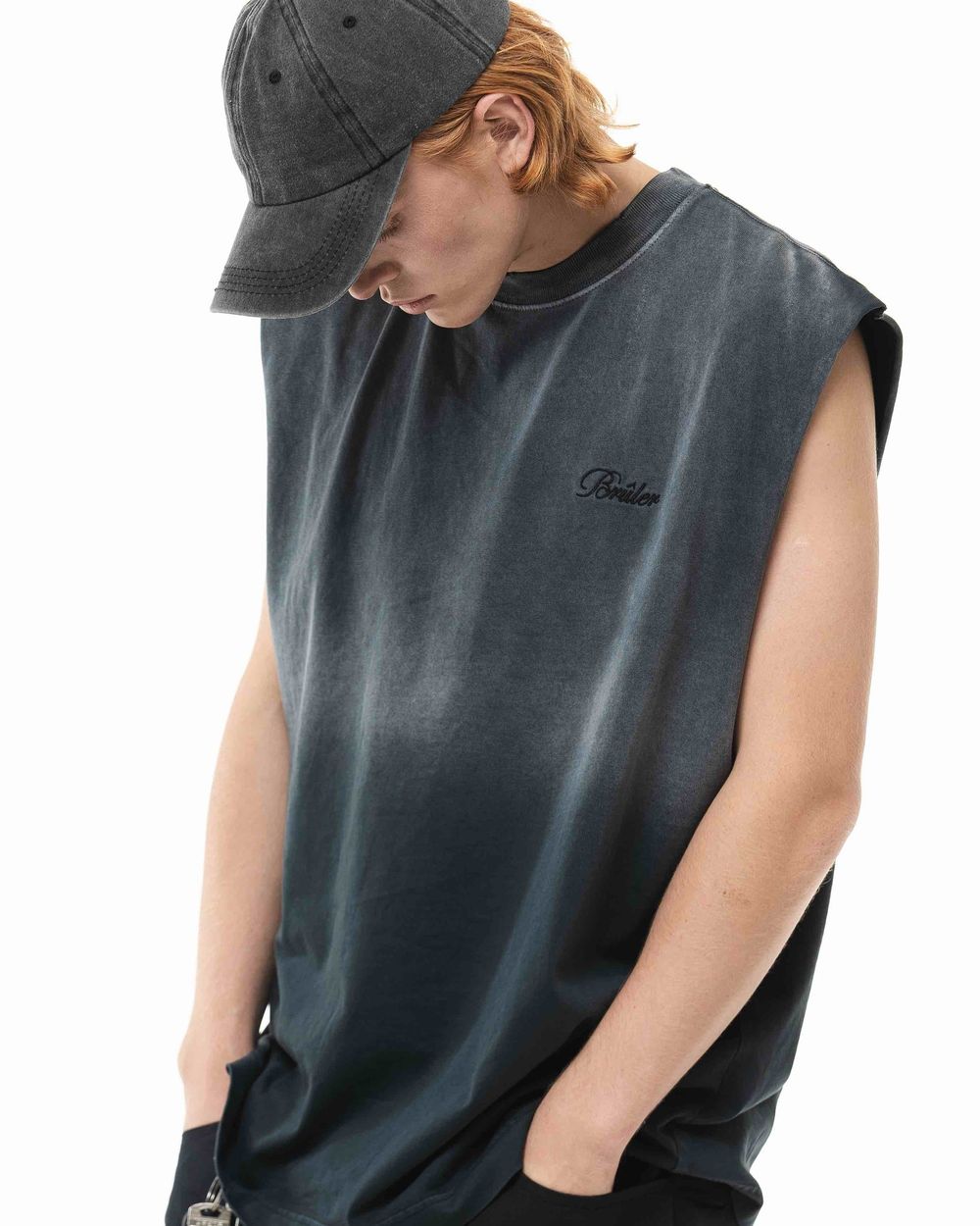 Купить Майка Bruler d'Amour Tank-top Subcultures Graphite Майка Bruler d'Amour Tank-top Subcultures Graphite