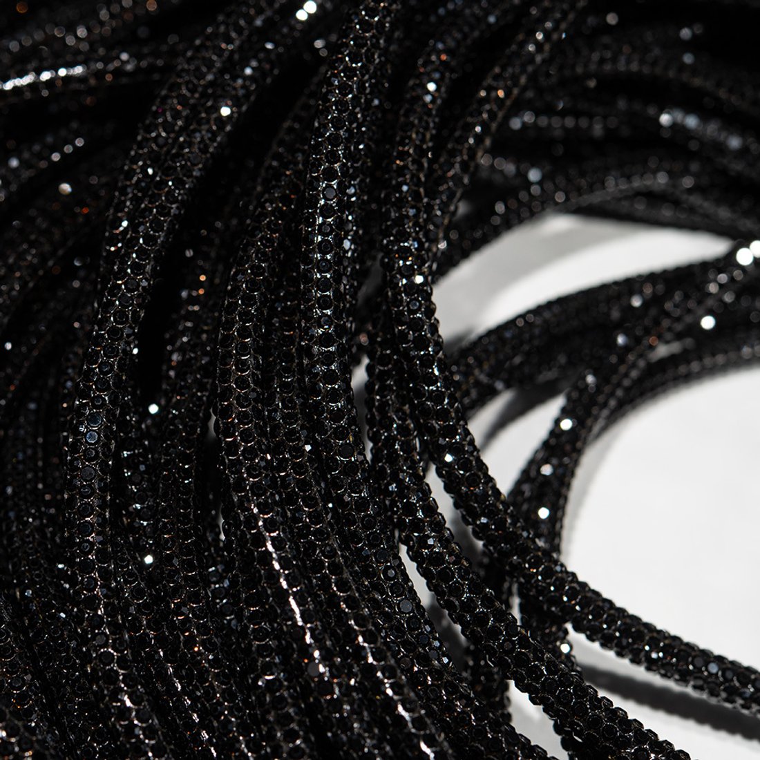 Стразовый шнур, черные кристаллы, 5мм