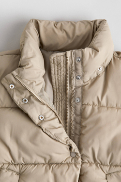 H&M Длинная утеплённая куртка из стеганой ткани, светлый хаки