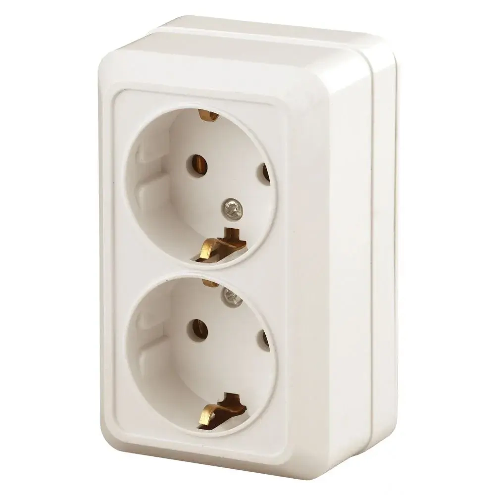 Розетка Intro Quadro 2-204-02 с заземлением двойная 2х2P+E Schuko 16А-250В IP20 открытой установки слоновая кость