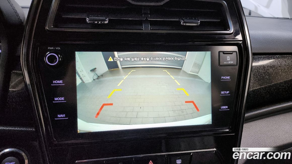 KG Mobility (Ssangyong) Very New Tivoli Дизель 1.6 2WD (04.2020)