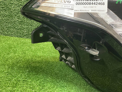 Фара правая Volvo XC90 2 (2014-2019) LED