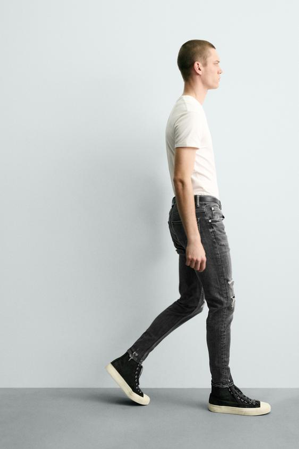 ZARA ДЖИНСЫ SKINNY FIT, СЕРЫЙ