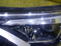 Фара левая Toyota Rav 4 CA40 (2015-2019) LED